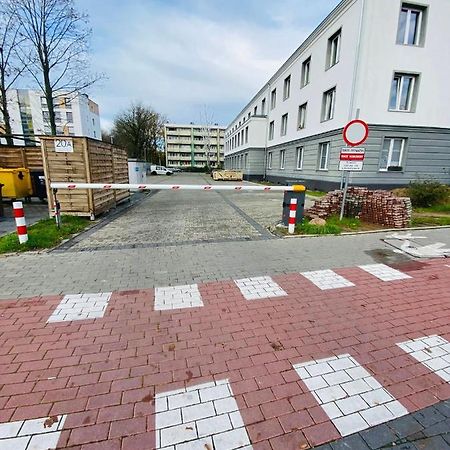 Apartament Walczaka 43 Miejsce Parkingowe 乔左维尔考普尔斯基 外观 照片