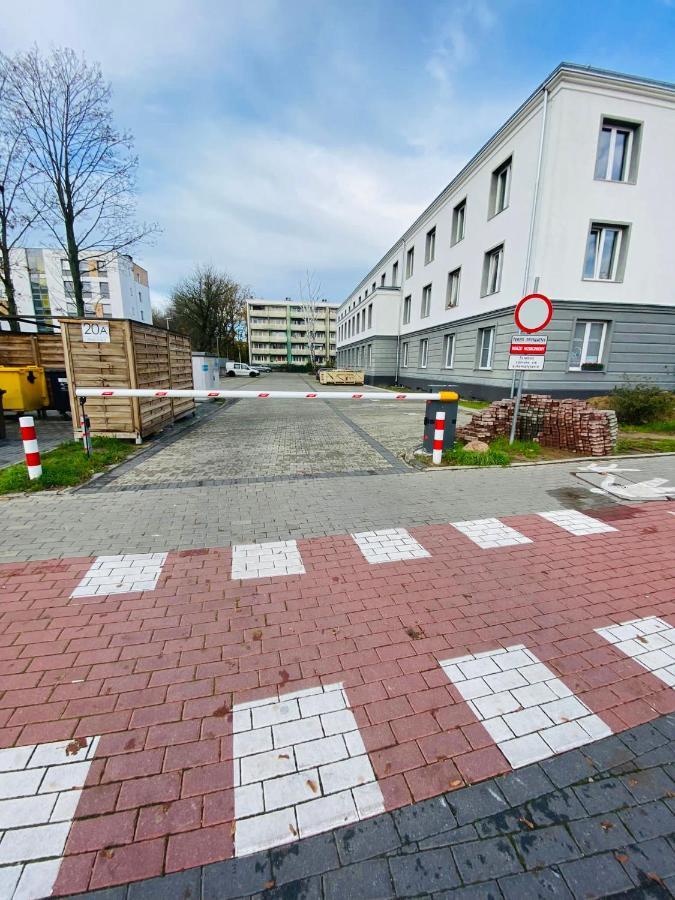 Apartament Walczaka 43 Miejsce Parkingowe 乔左维尔考普尔斯基 外观 照片